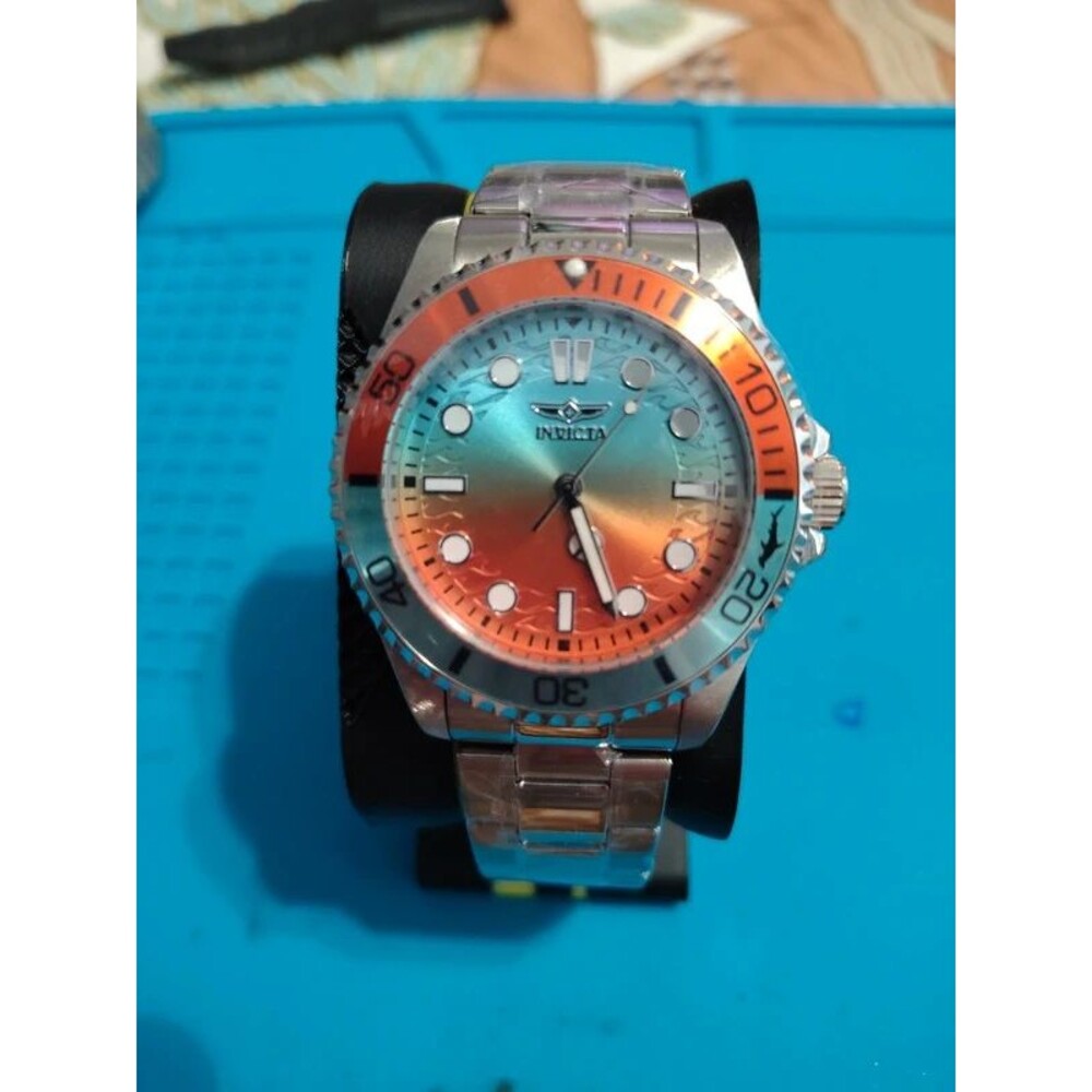 Invicta pro diver